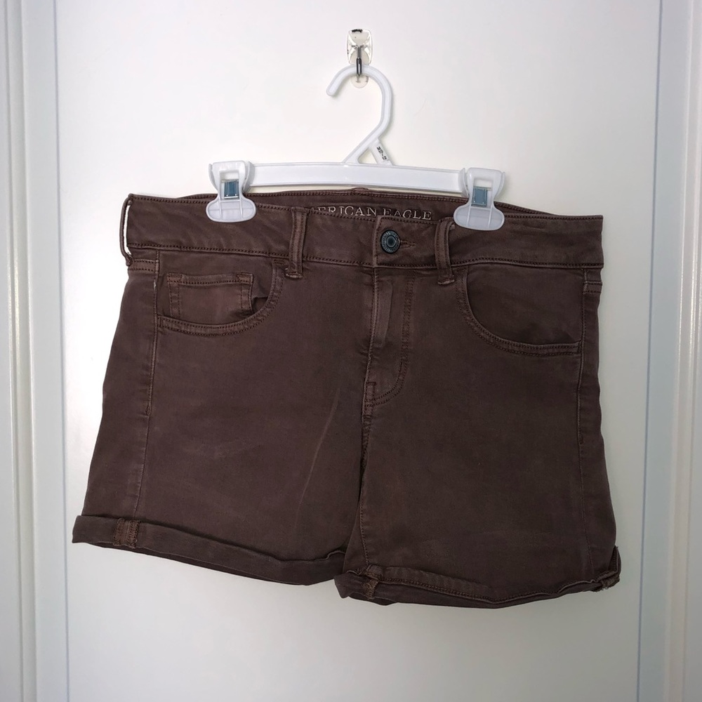 Mauve Khaki American Eagle Shorts